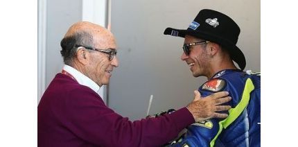 Босс MotoGP гарантировал команде Росси место в чемпионате
