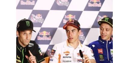 Росси обвинил Зарко в некорректном пилотаже на MotoGP