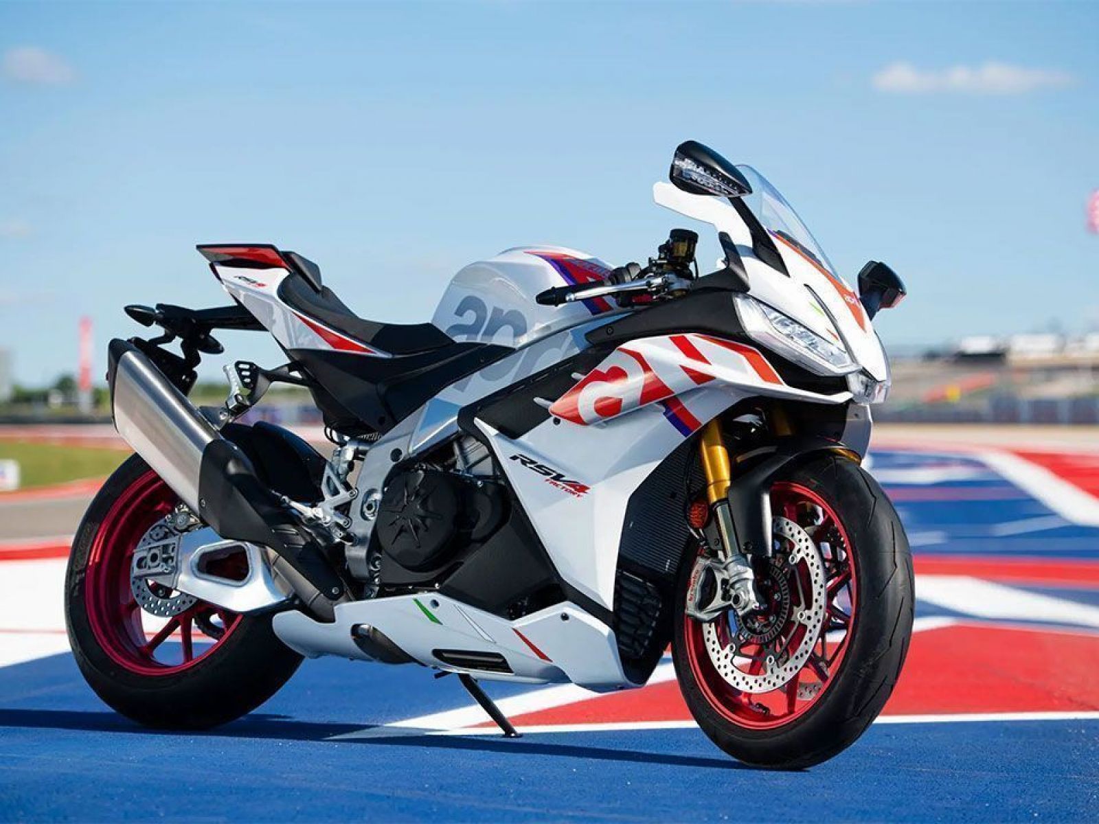 Мотоцикл APRILIA RSV 4 1000 Factory (White Speed) 2024