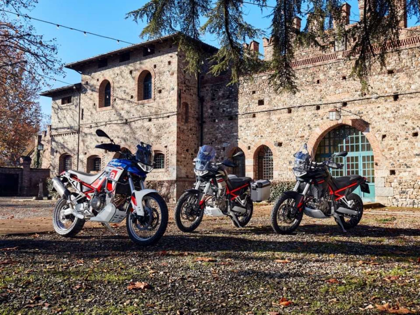 Мотоцикл APRILIA TUAREG 660 (CANYON SAND) 2024