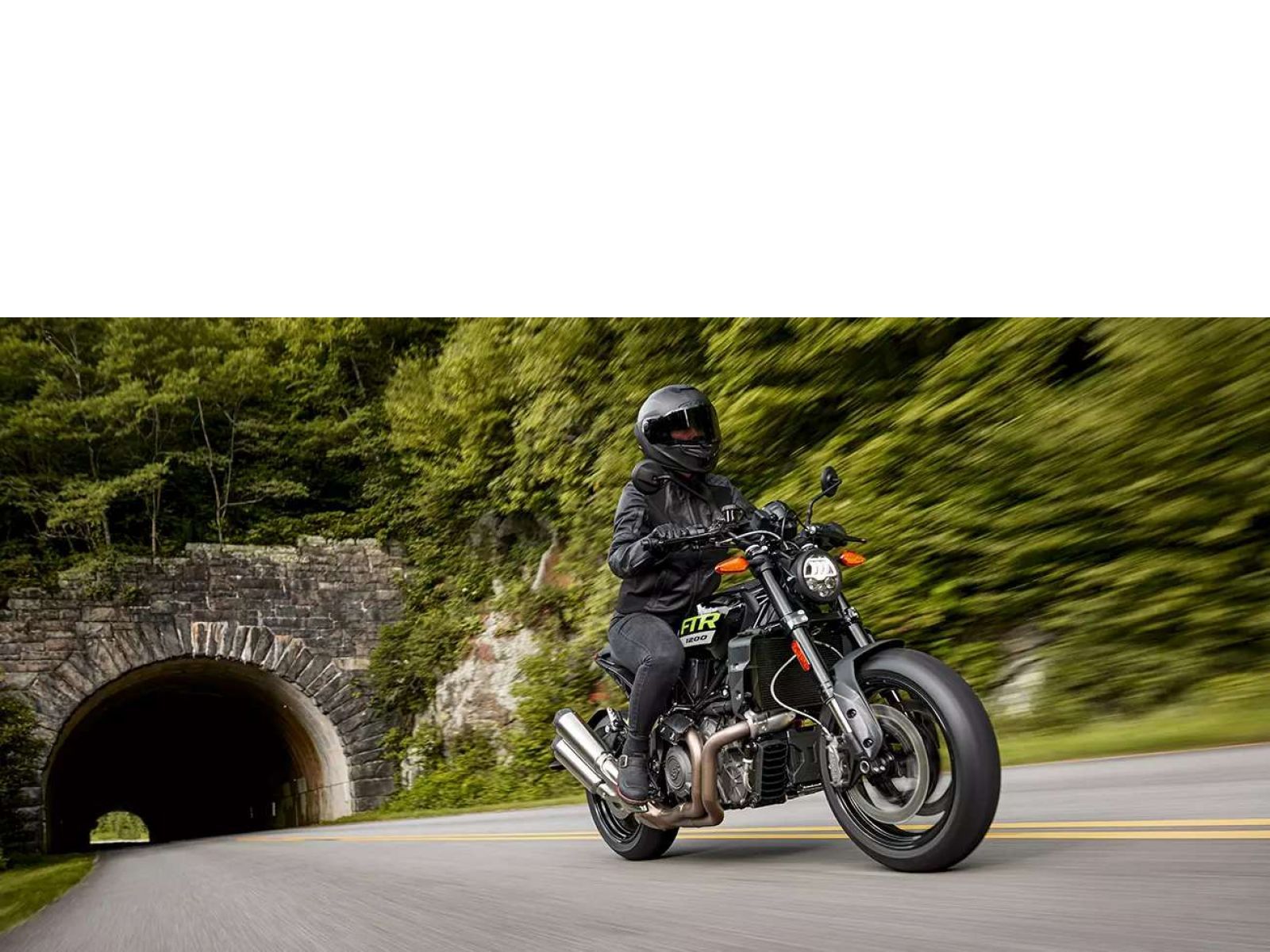 Купить Мотоцикл Indian FTR (Black Metallic) по цене дилера в Москве