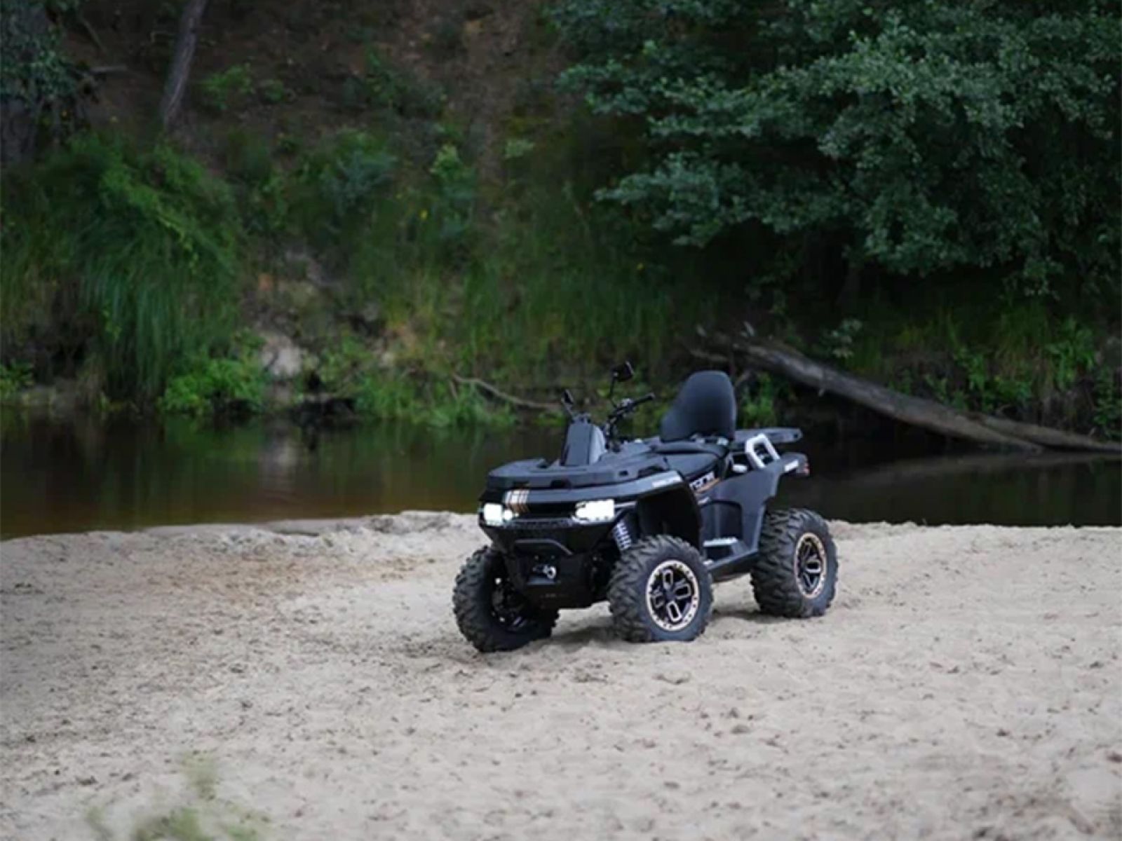 Квадроцикл BENDA Redstone 550 R2 (SILVER) 2026