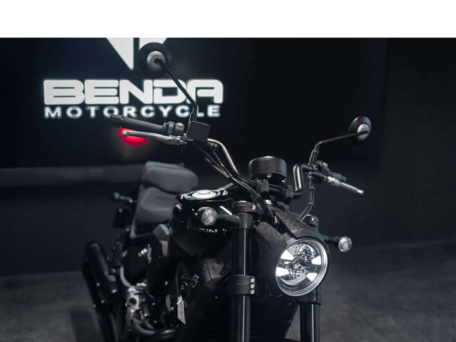 Круизер BENDA Dark Flag 500 ABS (BD-DF500) (WHITE) 2025