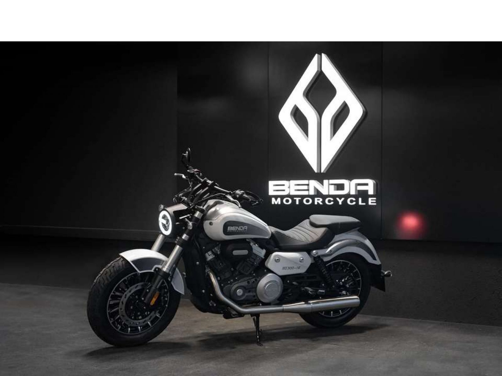Круизер BENDA Rock 300CC ABS (BD300-16) (BLACK) 2025