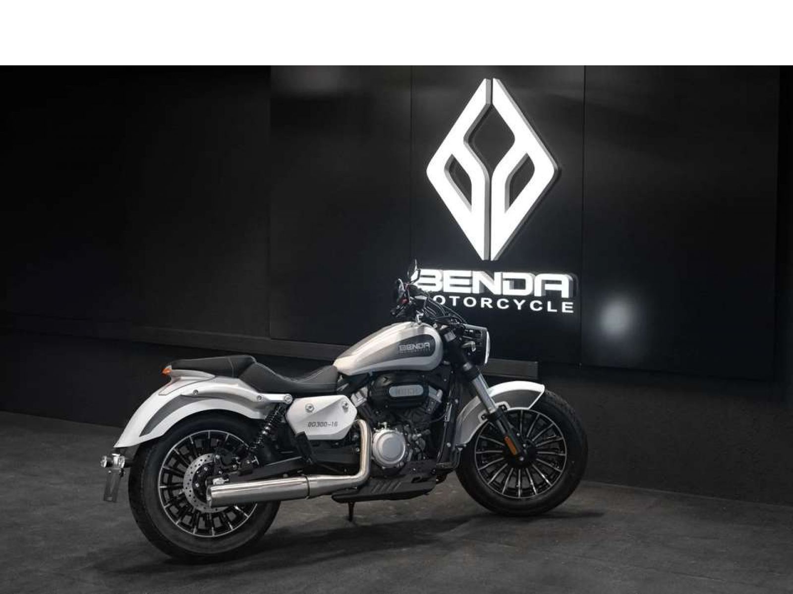 Круизер BENDA Rock 300CC ABS (BD300-16) (BLACK) 2025