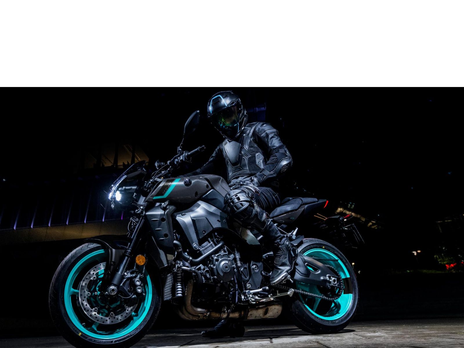 Мотоцикл YAMAHA MT-10 (Midnight Cyan) 2026