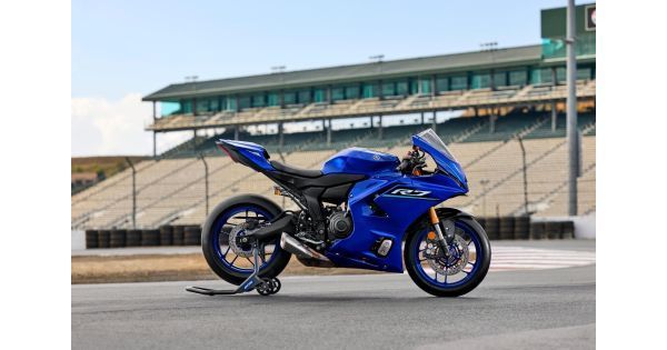 Купить Мотоцикл YAMAHA R7 (Icon Blue) 2026 по цене дилера в Москве