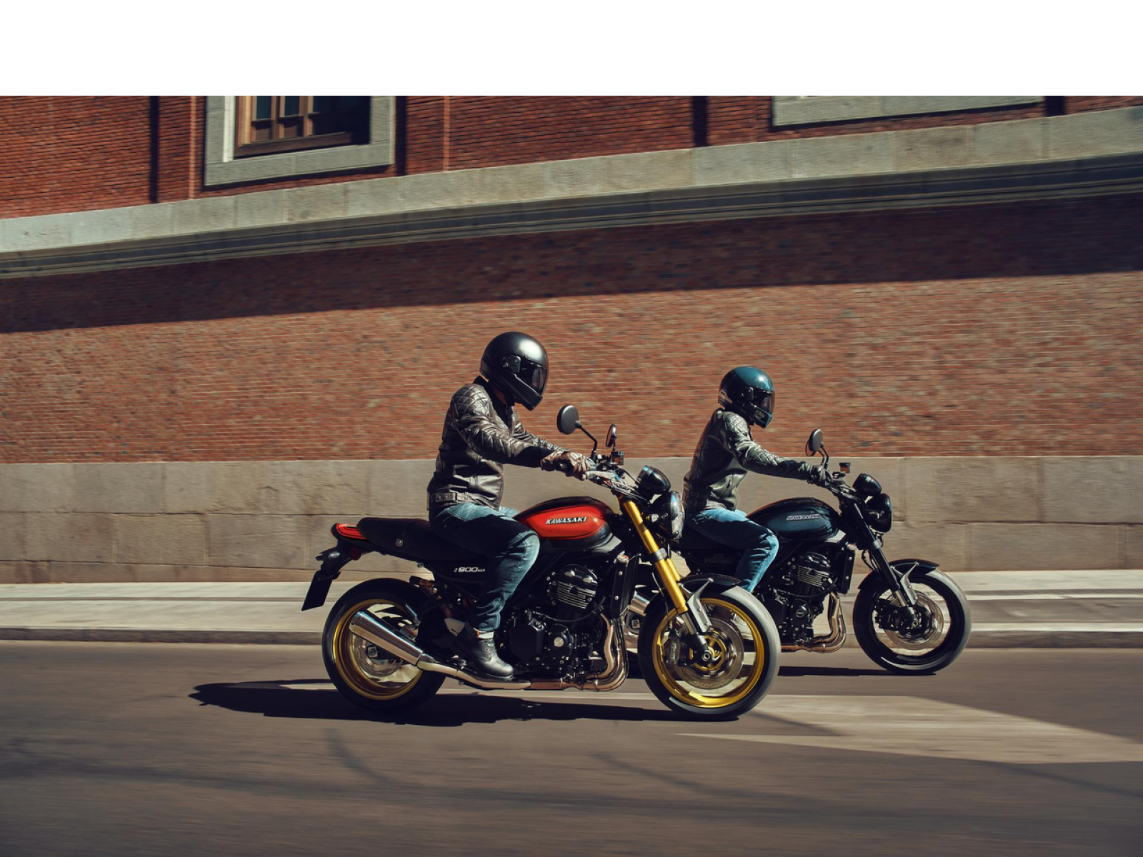 Мотоцикл KAWASAKI Z900 RS SE (Metallic Spark Black) 2026