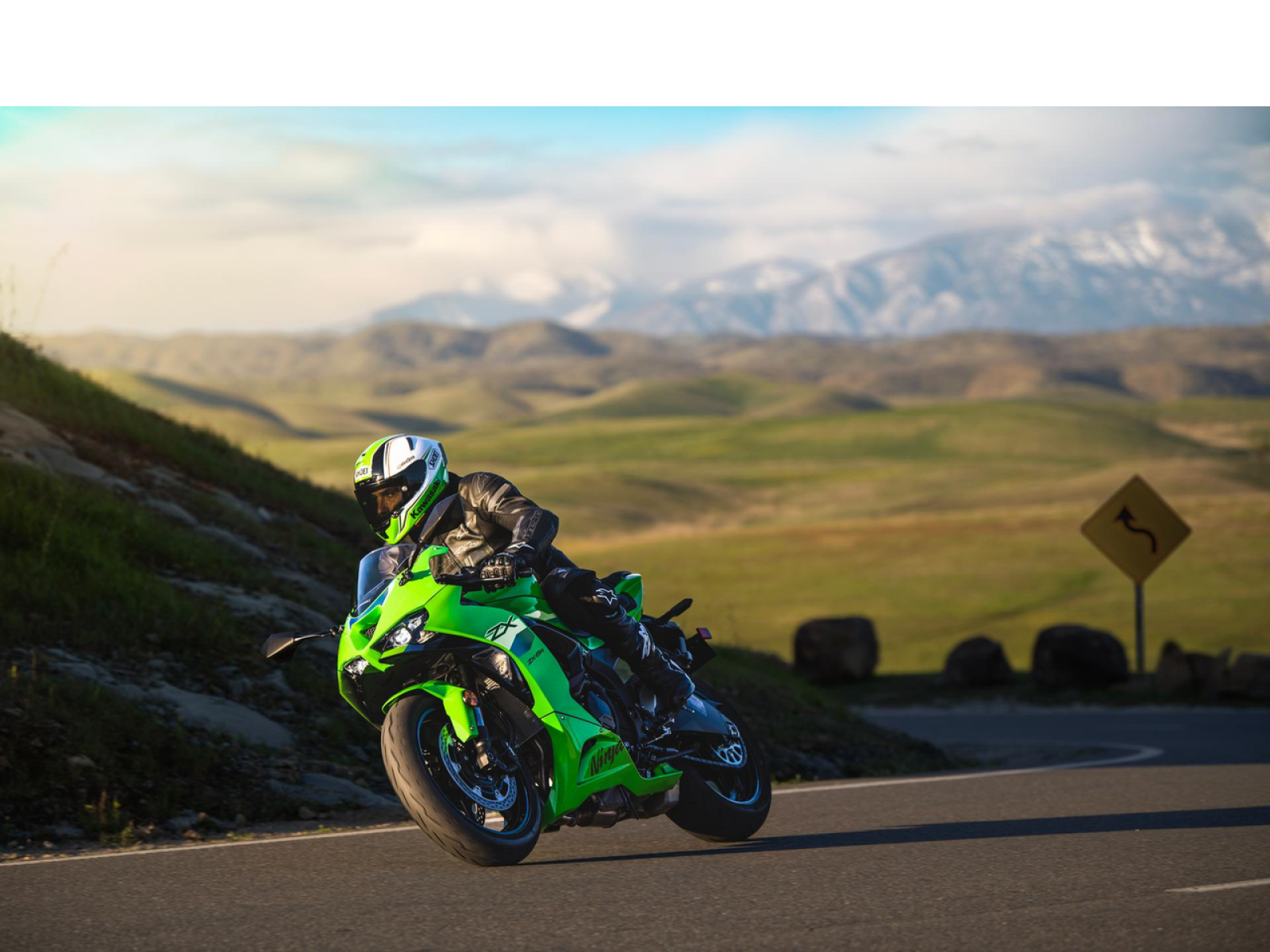 Мотоцикл KAWASAKI ZX-6R (Metallic Matte Graphenesteel Gray / Metallic Spark Black / Lime Green) 2026