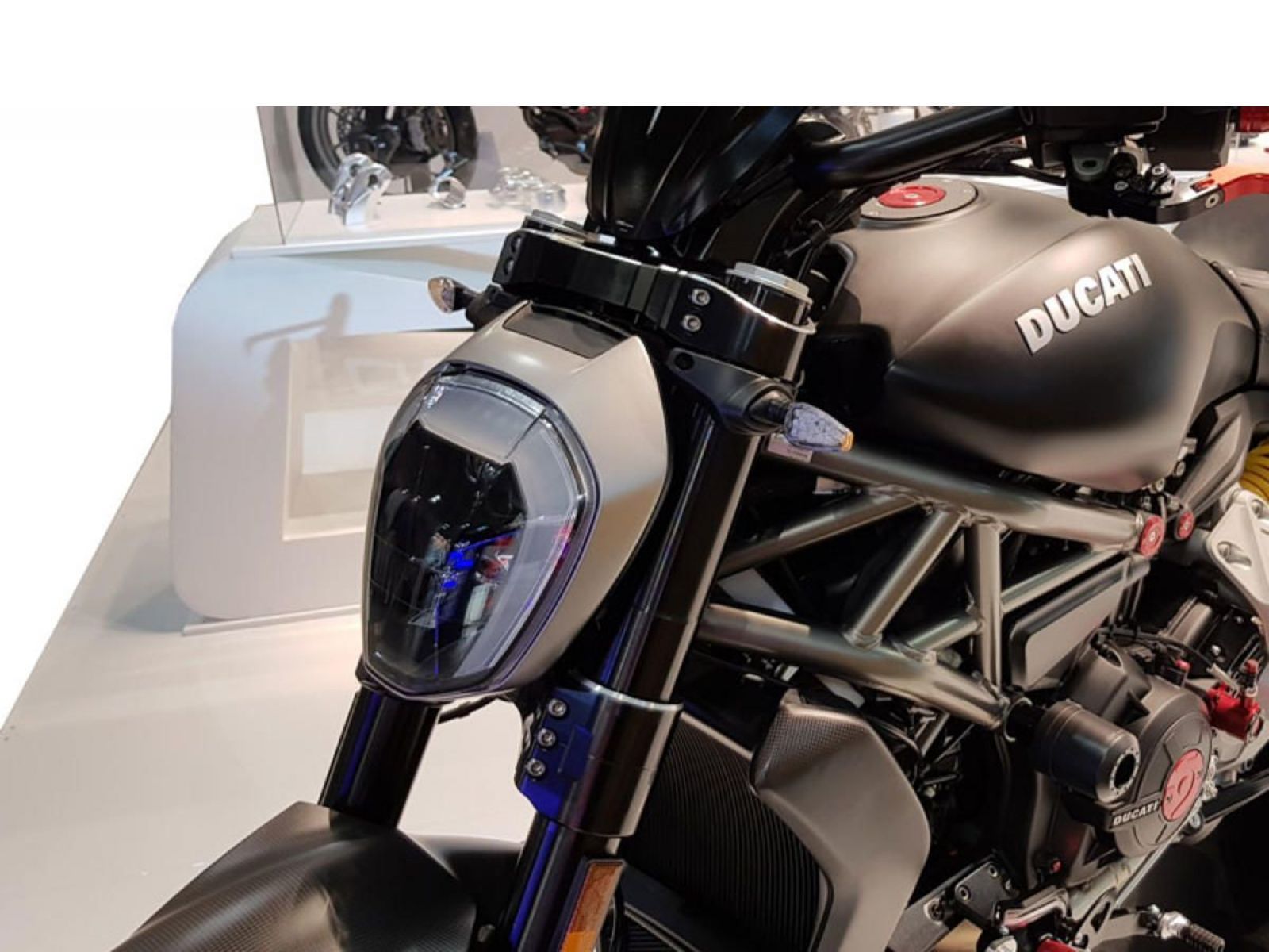 Траверса нижняя CNC RACING PSB09BS Black/Silver для Ducati XDiavel 16-20