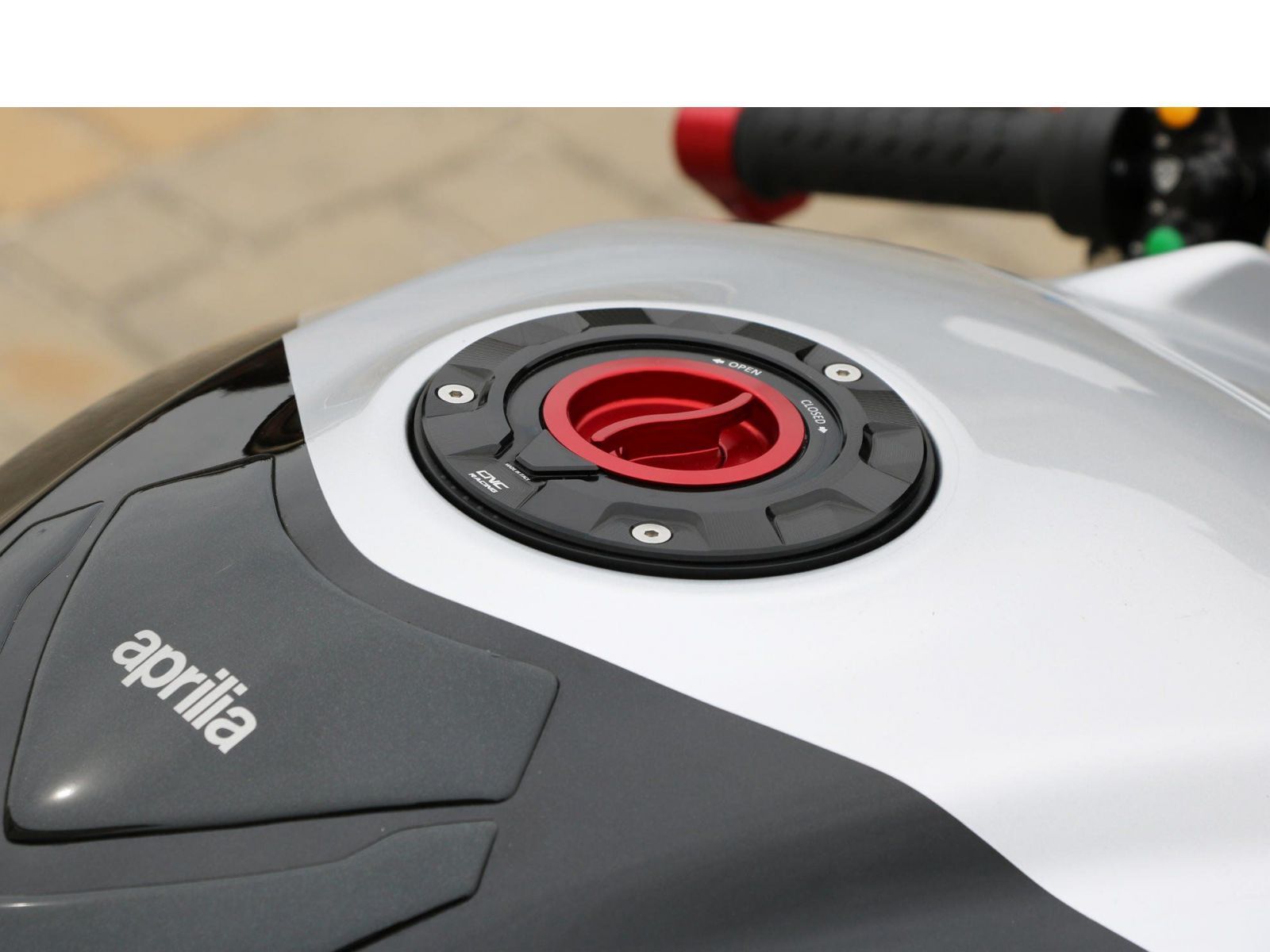 Крышка бензобака CNC Racing TSB11B