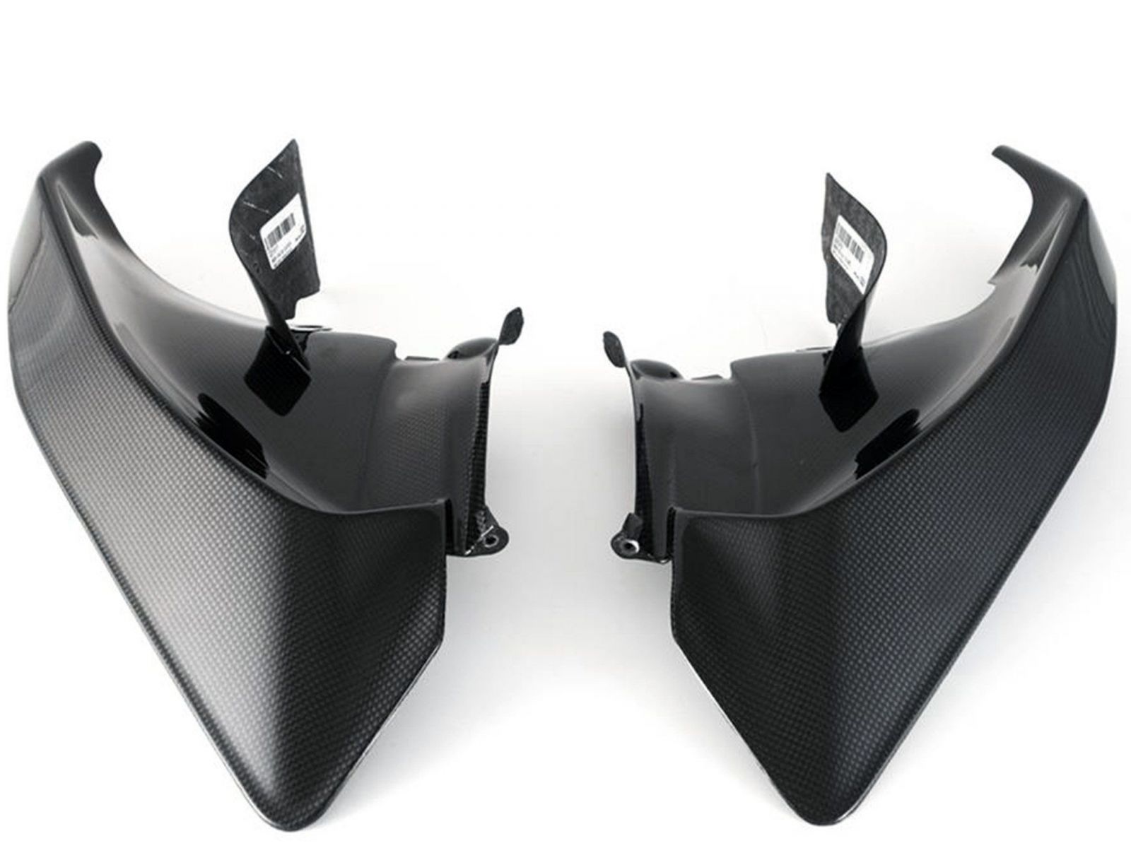 Накладки боковые под баком FullSix Carbon для Ducati Panigale V4 18-19