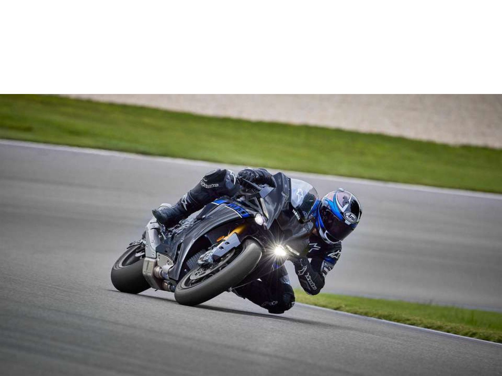 Мотоцикл YAMAHA R1 (Icon Blue) 2024