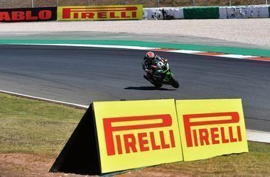 Компания Pirelli представила новые качественные шины для чемпионата WorldSBK