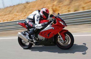MOTORRIKA — официальный партнер BMW Motorrad. Программа гоночной поддержки — BMW RACING SUPPORT