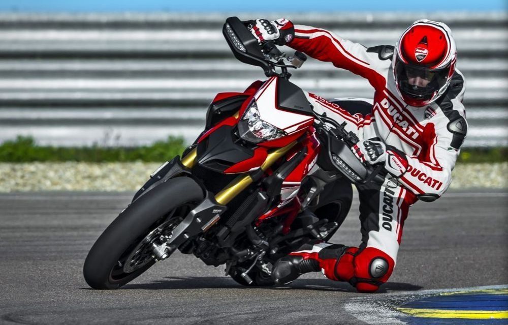 Ducati Hypermotard 939